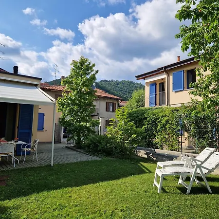 Semesterbostad Vacanze Casa Di Trizzi *