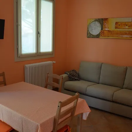 Semesterbostad Vacanze Casa Di Trizzi