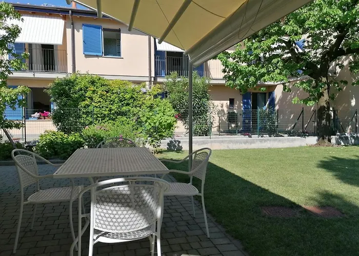 Vacanze Casa Di Trizzi Комо